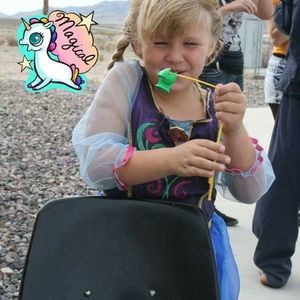 Meet your Posher, Krystle